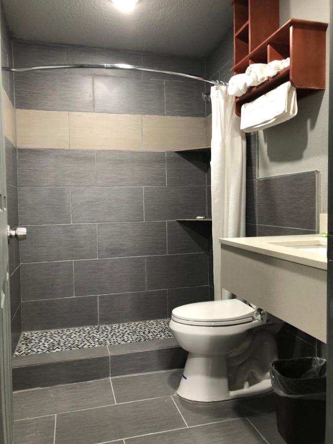 Budget Inn Valparaiso/Niceville @ Eglin Afb & Destin-Fwb Airport Екстериор снимка